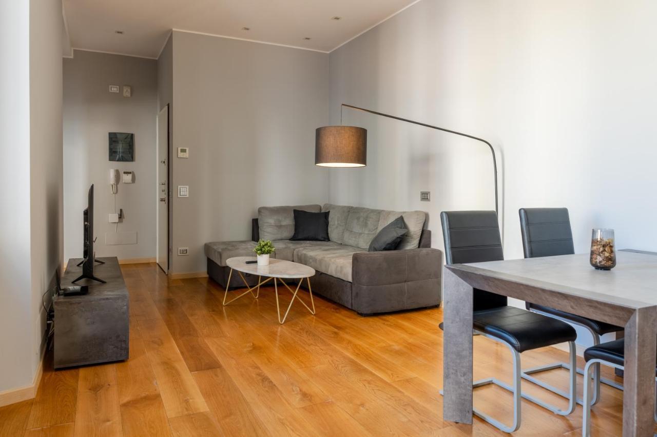 5 Min Duomo Luxury Home In Brera Design District Мілан Екстер'єр фото