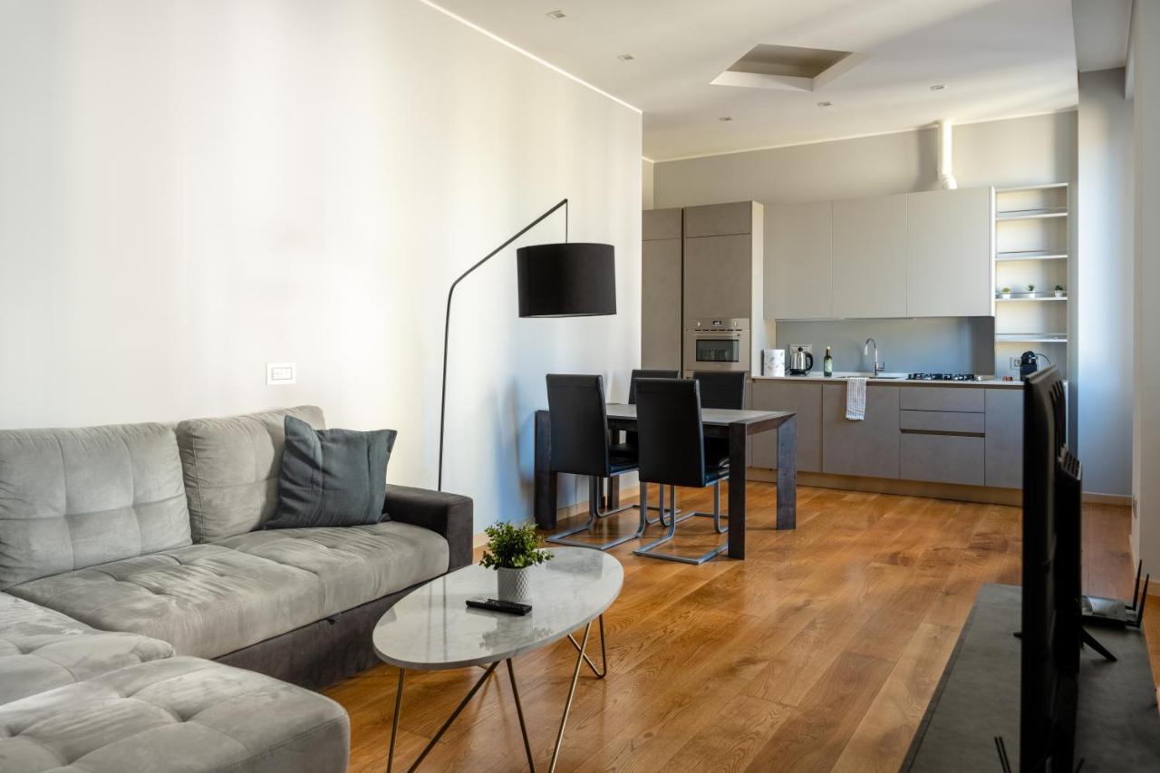 5 Min Duomo Luxury Home In Brera Design District Мілан Екстер'єр фото
